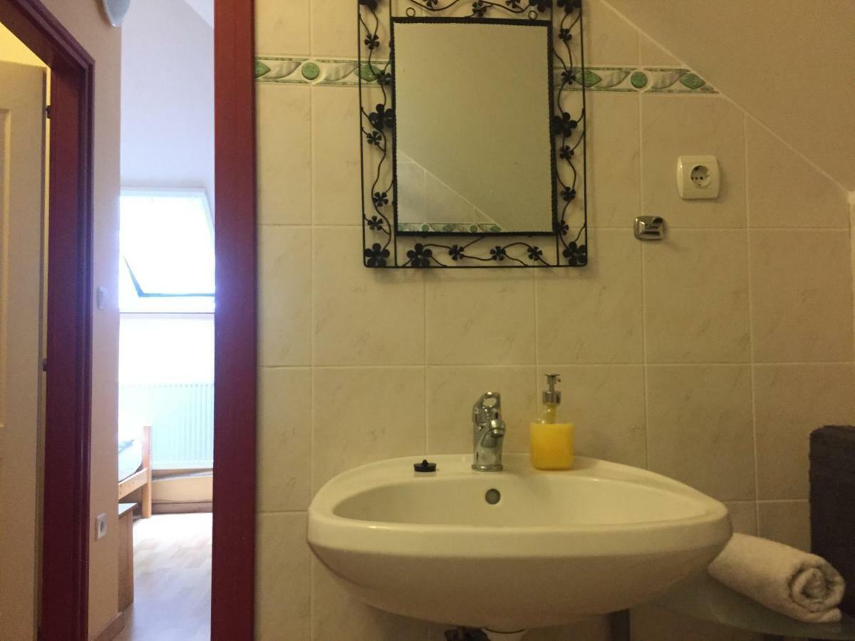 Gyongy Panzio Otel Velence Dış mekan fotoğraf