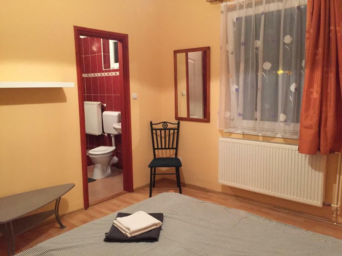 Gyongy Panzio Otel Velence Dış mekan fotoğraf