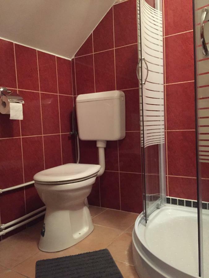 Gyongy Panzio Otel Velence Dış mekan fotoğraf
