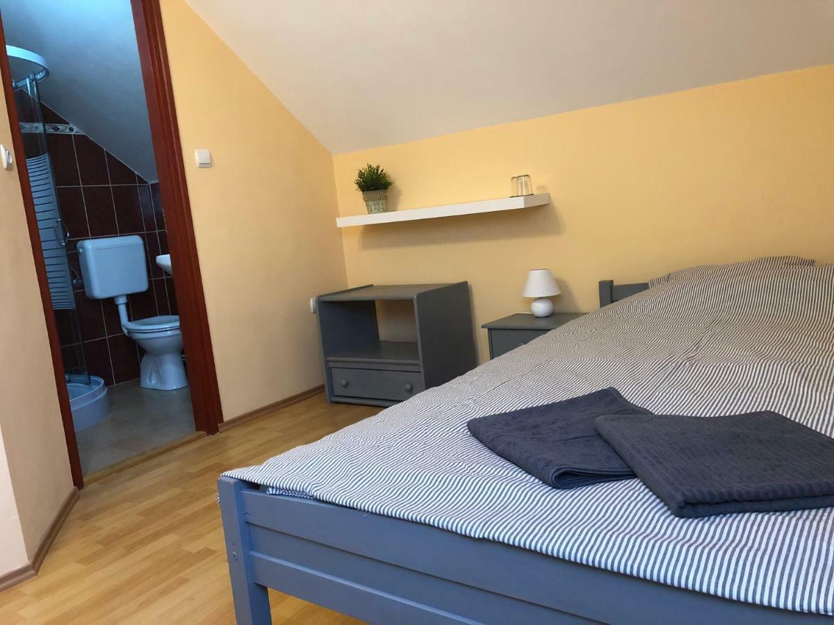 Gyongy Panzio Otel Velence Dış mekan fotoğraf